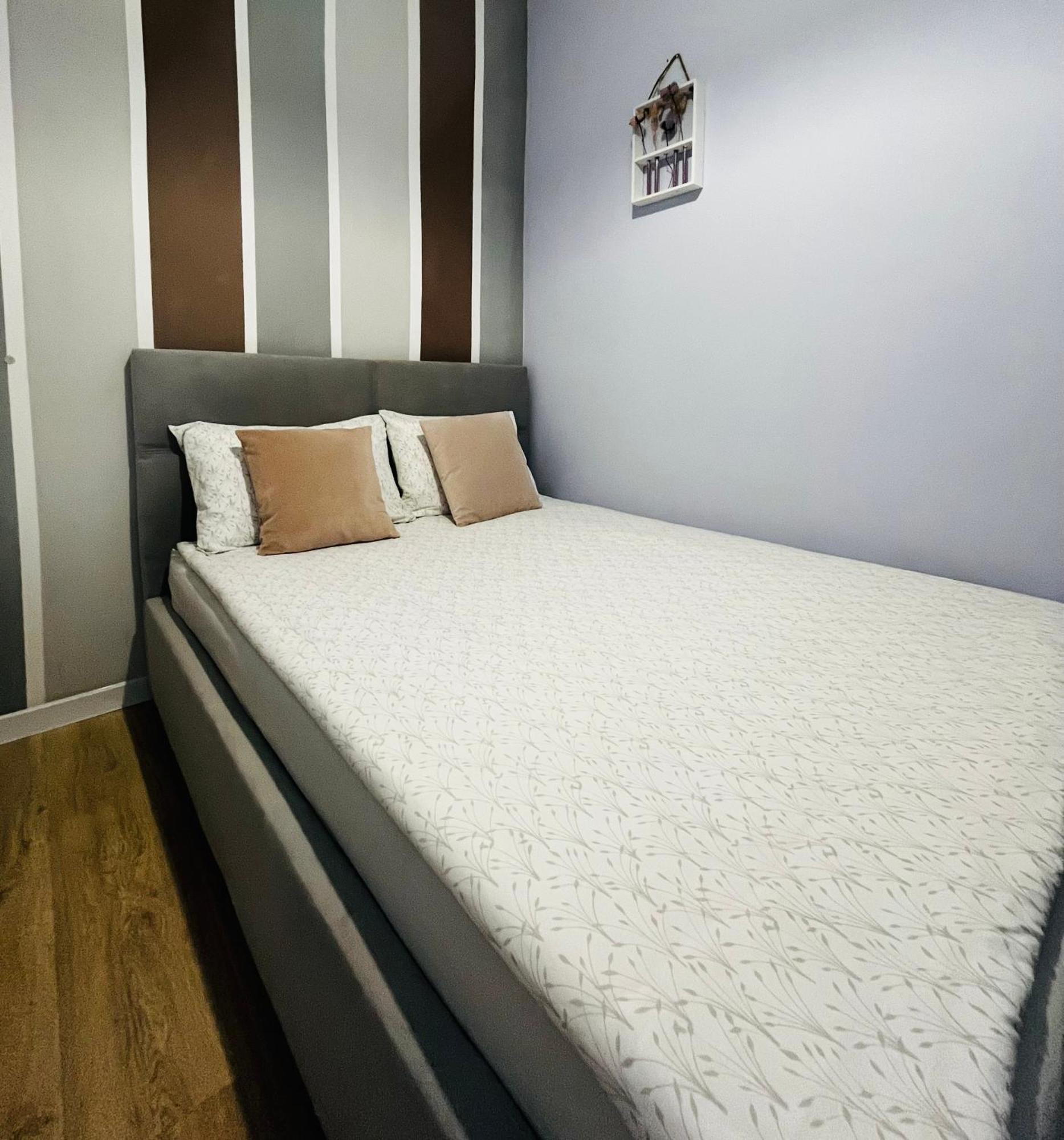 Iren Smart Apartment Liov Exterior foto